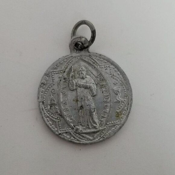 Vintage Saint Benedict Round Silver Tone Pendant Charm, Religious Medallion - Picture 3 of 7